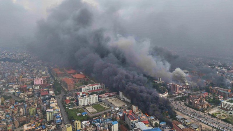 尼泊尔骚乱已造成30人死亡、1000多人受伤