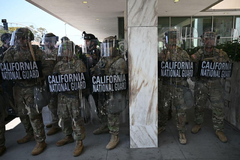 洛杉矶等多地反对移民与海关执法局（ICE）的抗议活动仍在持续