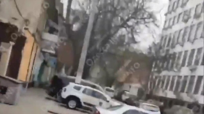 乌克兰敖德萨6日疑遭俄罗斯导弹袭击发生爆炸