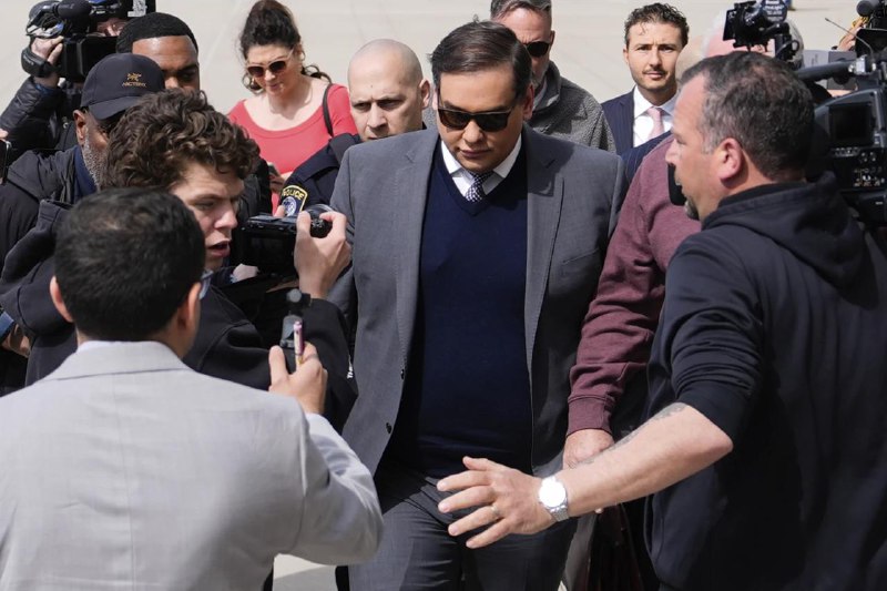 美国前共和党籍众议员乔治·桑托斯4月25日因因电信诈骗和多重身份盗用罪被判刑87个月