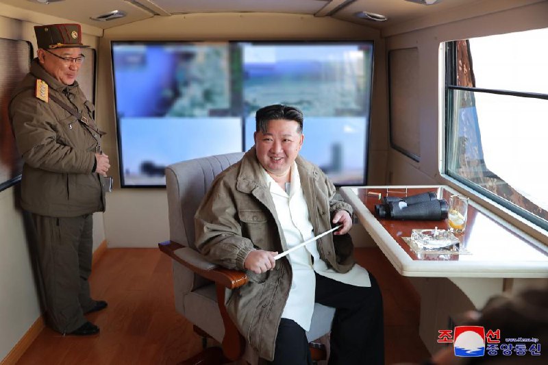 朝鲜导弹总局3月20日试射由军工企业正式开始生产的最新型防空导弹