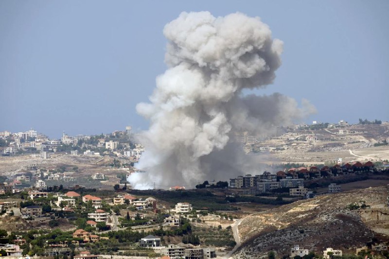 以色列23日对黎巴嫩南部和东部地区发动空袭，造成至少274人死亡