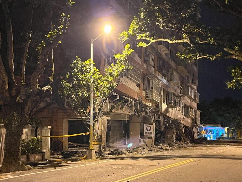 台湾花莲县昨晚今晨地震不断，其中震度4以上地震发生3起